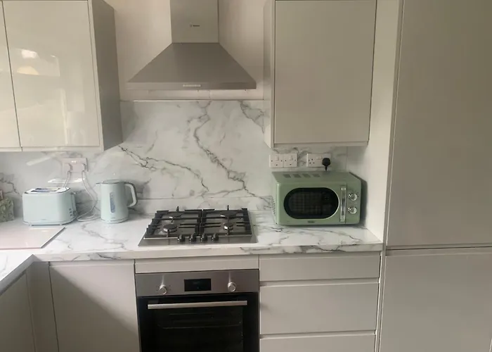 Cosy First Floor Flat