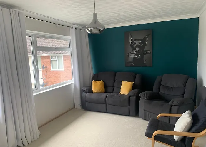Cosy First Floor Flat